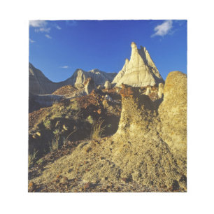 Bloc De Notas Formaciones de Badlands en el Parque Provincial Di