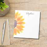 Bloc De Notas Girasol personalizado<br><div class="desc">Este bloc de notas floral personalizado está decorado con un girasol color amarillo acuático. Personalizable fácil. Utilice la Herramienta de diseño para cambiar el tamaño, estilo o color del texto. A medida que creamos nuestra obra de arte no encontrarás esta imagen exacta de otros diseñadores. Acuarela original © Michele Davies....</div>