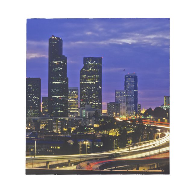 Bloc De Notas horizonte de Seattle, Washington de noche (Frente)