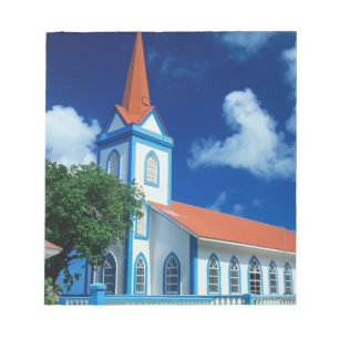 Bloc De Notas Iglesia colorida en la isla de Tahaa en las