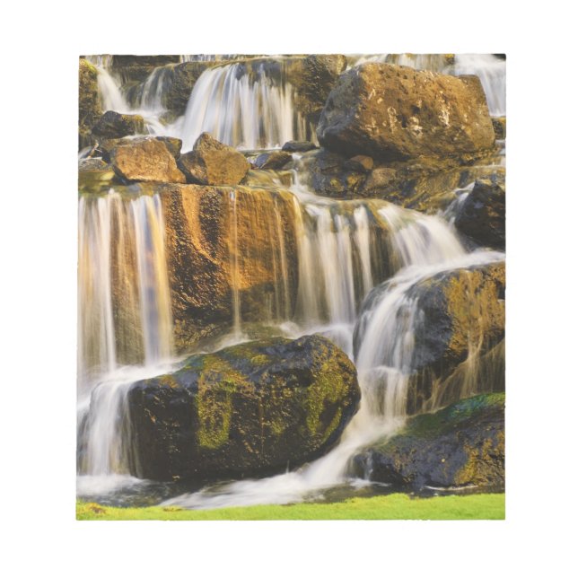 Bloc De Notas Isla Grande, Hawái. Corriente de agua en cascada,  (Frente)