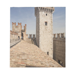 Bloc De Notas Italia, provincia de Brescia, Sirmione. Castello 4