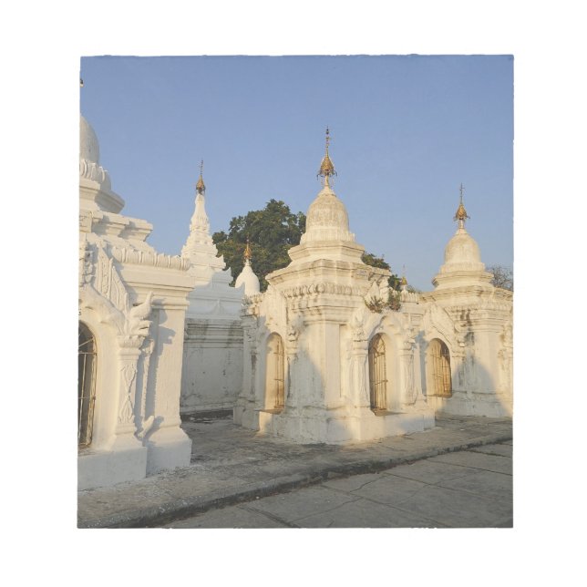 Bloc De Notas Kuthodaw Pagoda en Mandalay, conocida como la (Frente)