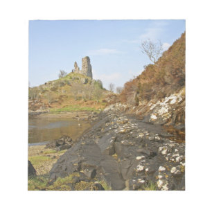 Bloc De Notas Kyleakin, Escocia. Las antiguas ruinas de