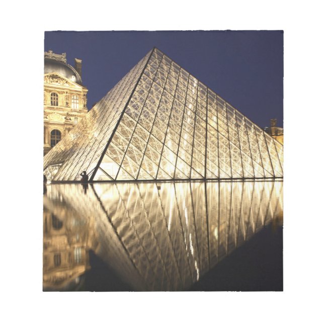 Bloc De Notas La vista nocturna de la pirámide de cristal de Mus (Frente)