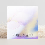 Bloc De Notas Lilac Watercolor Gold Resumen Nombre personalizado<br><div class="desc">Personaliza fácilmente este estilo glamoroso de pintura de acuarela lila abstracta y fondo falso de pulverización dorada con tu nombre personalizado.</div>
