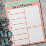 Bloc De Notas Lista personalizada de productos para el planifica<br><div class="desc">Planificador semanal de comidas en Soft Coral y Ocean Blue. Este bloc de planner tiene 9 cajas blancas para que puedas crear tu plan diario de comidas así como tu lista de compras e ideas para la próxima semana. La plantilla para este bloc de notas personalizado está preparada para que...</div>