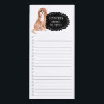 Bloc de notas magnético de la lista de compras de<br><div class="desc">Cosas adorables para buscar perro Cavapoo con un marco de pizarra negra personalizado con tu nombre.</div>