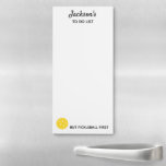 Bloc De Notas Magnético Lista de cosas divertidas pero primer Personalizad<br><div class="desc">Una lista graciosa de hacer que incluye un pickleball y 3 líneas de texto personalizado. Un regalo perfecto para quien ame el pickleball.</div>