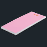 Bloc De Notas Magnético Monograma moderno Naranja rosa personalizado<br><div class="desc">Manténgase organizado con estilo con esta almohadilla de notas personalizada de los monogramas de Naranja rosado moderno. Los tonos rosa y naranja,  combinados con sus originales iniciales,  crean un toque moda y personalizado que alegra cualquier escritorio. Perfecto para anotar ideas,  tareas pendientes o notas sentidas con estilo.</div>