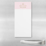 Bloc De Notas Magnético Monograma Rubor Pink | Elegante Minimalista de oro<br><div class="desc">Un diseño de monograma personalizado sencillo y elegante en una tipografía minimalista moderna de oro sobre un elegante fondo rosa pastel. Las iniciales y el nombre del monograma se pueden personalizar fácilmente junto con la línea de funciones para hacer un diseño tan único como usted. El regalo o accesorio perfecto...</div>