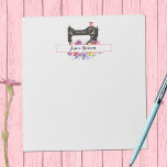 Bloc De Notas Máquina de coser de vintage floral personalizada<br><div class="desc">Un bloc de notas con motivos de coser de bonito con motivos en una máquina de coser de estilo vintage negro sobre fondo gris claro. Se acentúa con el monograma elegido y el texto del nombre colocado sobre un lujoso ramo de flores pastel. Simplemente edite el monograma y el nombre....</div>
