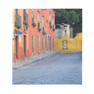Bloc De Notas México, San Miguel de Allende, Hogares a lo largo