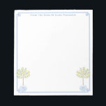 Bloc De Notas Moda Chinoiserie Lemon Tree Classic Lady's Desk<br><div class="desc">El elegante bloc de notas del escritorio de una mujer que puede personalizar con su propio texto, incluido un nombre. El diseño incluye un borde de esquina de la llave griega con un limón estilizado de color acuático en un plantador de jengibre. Estos fueron pintados a mano originalmente por mí...</div>