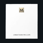 Bloc De Notas Monograma blanco y oro personalizado<br><div class="desc">Haga una declaración con este elegante bloc de notas blanco personalizado con un monograma de oro metálico cepillado inicial y nombre en la tipografía clásica de bloques. Perfecto para tomar notas, hacer listas de tareas pendientes o escribir sus pensamientos, este bloc de notas es un deber-tener para cualquiera que valore...</div>