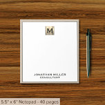 Bloc De Notas Monograma de oro de línea Beige personalizada<br><div class="desc">Manténgase organizado con estilo con este bloc de notas monograma personalizado de ropa de cama beige con un diseño monograma inicial de oro metálico cepillado. Perfecto para anotar notas, listas de tareas pendientes e ideas, este bloc de notas es funcional y de moda. Con papel de alta calidad y un...</div>