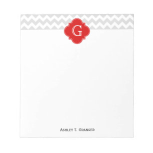 Bloc De Notas Monograma De Quatrefoil Rojo De Chevron Blanco Gri