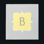 Bloc De Notas Monograma gris y amarillo de punto de polka<br><div class="desc">Los puntos blancos de polka son sobre un fondo gris claro. Un cuadro monograma amarillo puede ser personalizado con su original.</div>