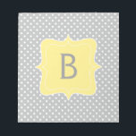 Bloc De Notas Monograma gris y amarillo de punto de polka<br><div class="desc">Los puntos blancos de polka son sobre un fondo gris claro. Un cuadro monograma amarillo puede ser personalizado con su original.</div>