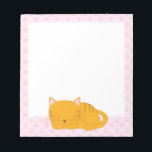 Bloc De Notas Naranja durmiente Tabby Cat<br><div class="desc">El diseño es agradable y cuenta con un dulce ilustracion de un gatito de tabby naranja tomando una siesta en un bonito corazón rosa o azul y un fondo de huellas de pata.</div>