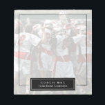 Bloc De Notas Notepad, entrenador de fotografía personalizado, f<br><div class="desc">Añade tu foto favorita, en color o en blanco y negro. El filtro automático creará un aspecto descolorido, haciendo que el bloc de notas sea fácil de escribir mientras permite que la imagen pase por alto. Personalízalo como quieras. Utilice el formulario de plantilla para agregar su personalización o el botón...</div>