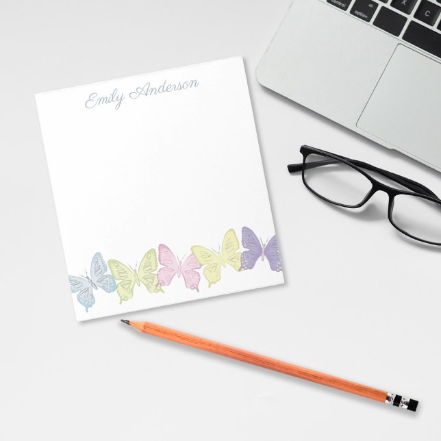 Bloc de notas Pastel Butterflies de 5,5" x 6" - 40 (Pastel butterflies custom notepad.)