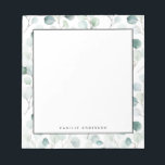 Bloc De Notas Patrón de hojas de eucalipto azul turbio<br><div class="desc">Personalizable con barra verde. Presenta un patrón de hojas de eucalipto azul polvoriento de color agua. Personalice agregando nombres y otros detalles Esta nota de patrón de vegetación es perfecta como regalo.</div>