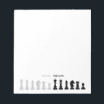 Bloc De Notas Pieza de ajedrez personalizada Blanco negro<br><div class="desc">Billete de ajedrez clásico blanco y negro para los amantes del ajedrez,  con figuras de ajedrez en un patrón geométrico. Diseño moderno de piezas de ajedrez</div>