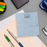 Bloc De Notas Pincel de pintura de color azul de acero Textura A<br><div class="desc">Nota azul de acero Guay personalizada con tu nombre en un tipo de letra vintage angustiado en azul oscuro contra un fondo azul turbio claro impreso con una textura inspirada en un lienzo y un pincel. Acompáñate tus notas, ideas y cosas que hacer y cosas que recordar en este bloc...</div>