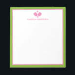 Bloc De Notas Pink Green Personalizado Name Fun Pickleball<br><div class="desc">¡Una pancarta súper divertida para los amantes del pickleball! Características de diseño cruzaron las paletas de pickleball y su texto personalizado. Añadir un nombre, monograma, nombre del club, etc. Cambia fácilmente los colores también. Hace un regalo de cumpleaños o de vacaciones realmente reflexivo para tu compañero del torneo, entrenador o...</div>