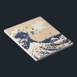 Bloc De Notas Pixel Tsunami 8 bits arte de píxeles<br><div class="desc">La Gran Ola de Kanagawa (神 奈 川 沖 裏) Vintage de 8 bits Tsunami Art. Globe Trotters se especializa en imágenes idiosincrásicas de todo el mundo. Aquí encontrará tarjetas de felicitación únicas,  postales,  Posters,  Mousepads y más.</div>
