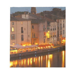 Bloc De Notas Restaurantes a lo largo del río l'Herault. L'Herau