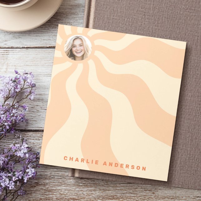 Bloc De Notas Retro sunburst swirl naranja foto y nombre (Retro sunburst swirl orange sun photo and name notepad)