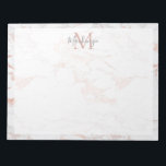 Bloc De Notas Rosa de moda Relieve metalizado dorado Mármol Mono<br><div class="desc">Rosa moda Relieve metalizado dorado Marble Monograma Notepad. Este diseño presenta un elegante estilo de Relieve metalizado rosa de oro con una hoja de color de terciopelo que le ayudará a tener más espacio para escribir. Añade tu nombre y monograma para personalizar este querido producto!</div>