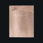 Bloc De Notas Rosa metálico Purpurina de oro personalizado<br><div class="desc">Personalice fácilmente este rosa de papel con motivos de purpurina metalizado y glamoroso con su propio nombre personalizado.</div>