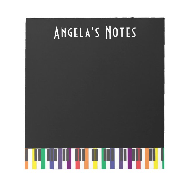 Bloc De Notas Teclas de piano de arcoíris sobre negro (Frente)
