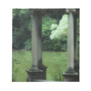 Bloc De Notas Templo del amor en los jardines viejos de Westbury
