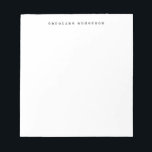 Bloc De Notas Tipo de máquina de escribir retro minimalista pers<br><div class="desc">Nota personalizada con tu nombre en un tipo de letra de máquina de escribir retro minimalista en blanco y negro.</div>