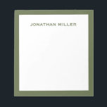 Bloc De Notas Tipografía simple de la Marina Blanca<br><div class="desc">Un cuaderno profesional con un diseño minimalista en verde oliva y blanco. Nombre de monograma personalizado sobre un sencillo fondo blanco,  enmarcado por un borde verde oliva. Personalice el uso de los campos proporcionados o utilice el botón "mensaje" para ponerse en contacto con el diseñador para obtener ayuda.</div>