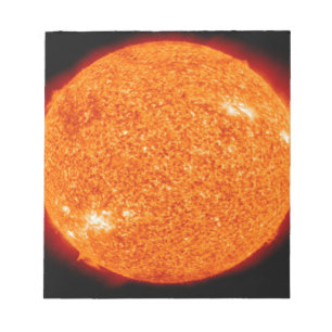 BLOC DE NOTAS UNA VISTA PRÓXIMA DEL HERMOSO SOL