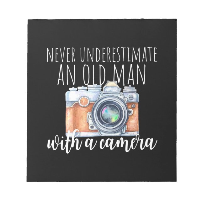 Bloc De Notas Viejo Con Cámara (Frente)