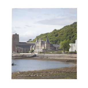 Bloc De Notas Vista costera con edificios históricos, Oban,