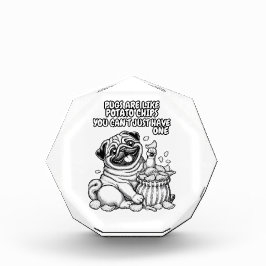 Bloque fotográfico con papas fritas como Pug