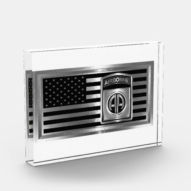 Bloque Para Fotos 82.ª División Aérea Bandera de Acero con parche (Izquierda)