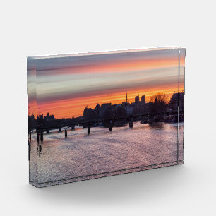 Bloque Para Fotos Amanecer sobre Ile de la Cite y Notre Dame - París