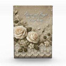 Arte AI en White Rose Lace