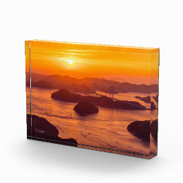 Bloque Para Fotos Atardecer de niebla en el puente Kurushima Kaikyo