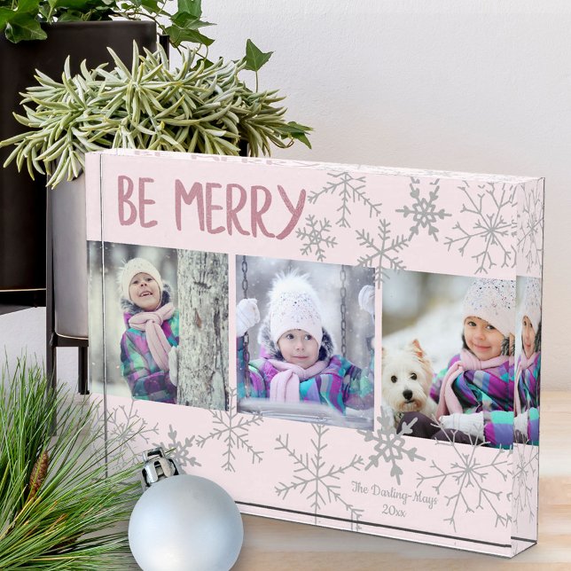 Bloque Para Fotos Be Merry Pink and Silver Snowflakes Holiday Collag (Subido por el creador)