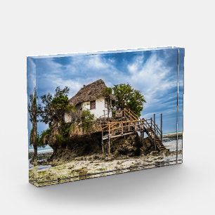 Bloque Para Fotos Casa pintoresca en un bosque tropical de coral