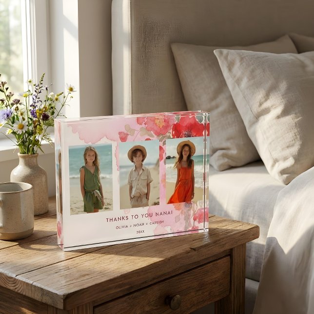 Bloque Para Fotos Charming Floral 3-Photo Collage Family Keepsake (Charming Floral Three Photo Family Keepsake with Mom Nan Dad Photo Block Memories.)